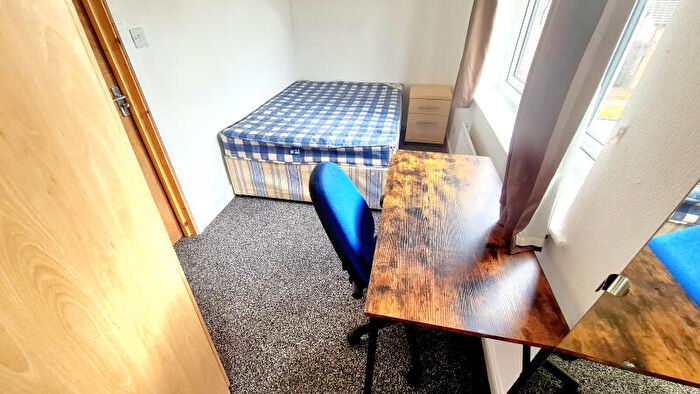 1 Bedroom Flat To Rent In Horspath Road **Available Now**, OX4