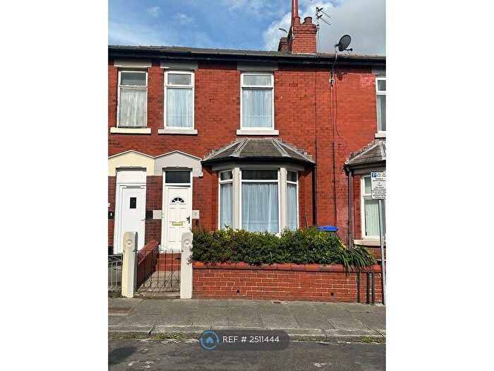 1 Bedroom Flat To Rent In Elm Avenue, Blackpool, FY3