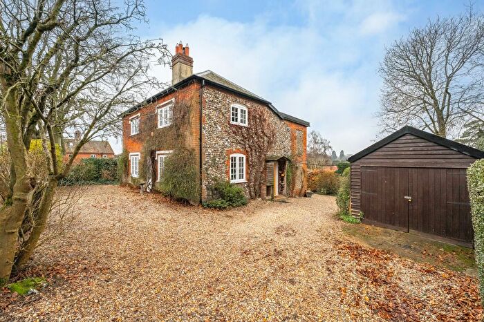 3 Bedroom Cottage For Sale In Stanton Close, Dereham, NR19