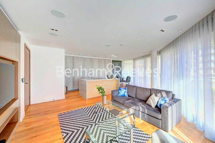 2 Bedroom Flat To Rent In Parr's Way, Hammersmith, W6