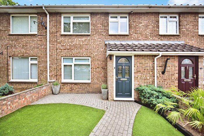3 Bedroom Terraced House For Sale In Felderland Drive, Maidstone, Kent, ME15