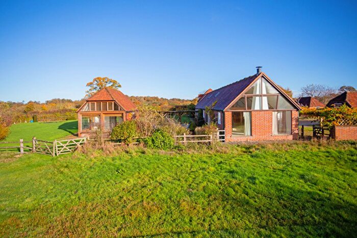5 Bedroom Barn Conversion To Rent In Wheatlands Lane, Newbury, RG20