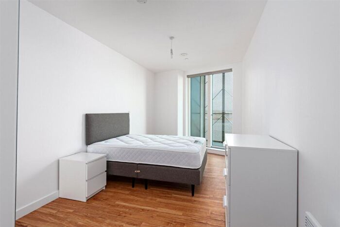 2 Bedroom Flat To Rent In Chatham Waters, North House, Gillingham Gate Road, Gillingham, ME4