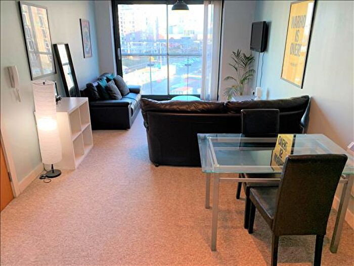 1 Bedroom Flat For Sale In Barnfield House, Salford Approach, M3