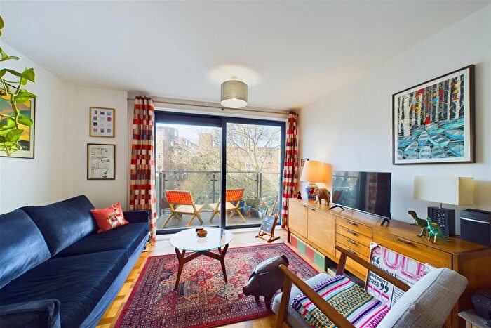1 Bedroom Flat For Sale In Oakley House, Hotspur Street, London, SE11