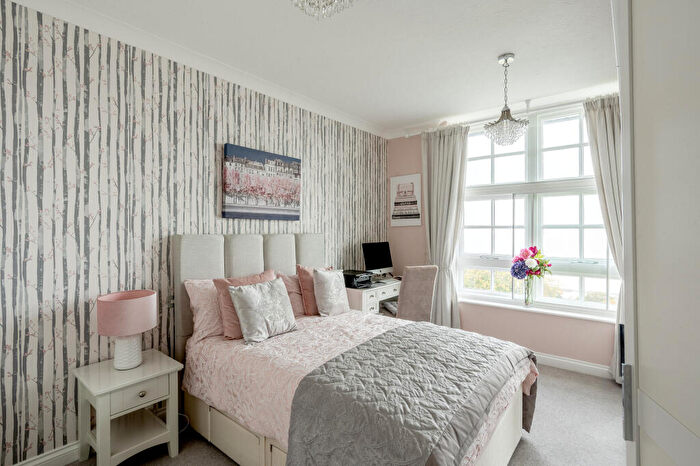 2 Bedroom Flat For Sale In Fedden Village, Nore Road, Portishead, BS20