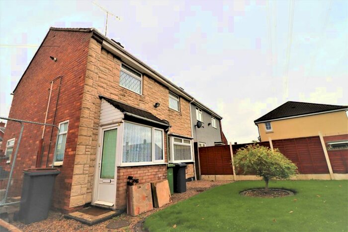 3 Bedroom Semi-Detached House To Rent In Mavor Drive, Bedworth, CV12