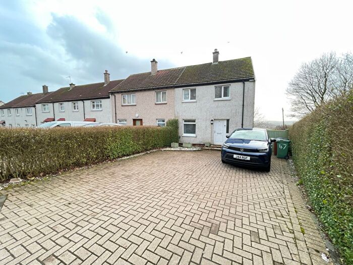 2 Bedroom End Of Terrace House For Sale In Auchnacraig Road, Hardgate, Clydebank, G81