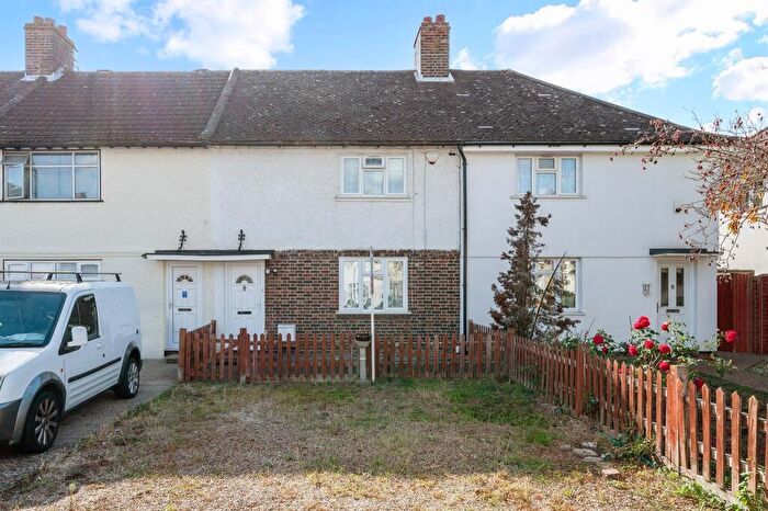3 Bedroom Terraced House For Sale In Midleton Road, New Malden, KT3