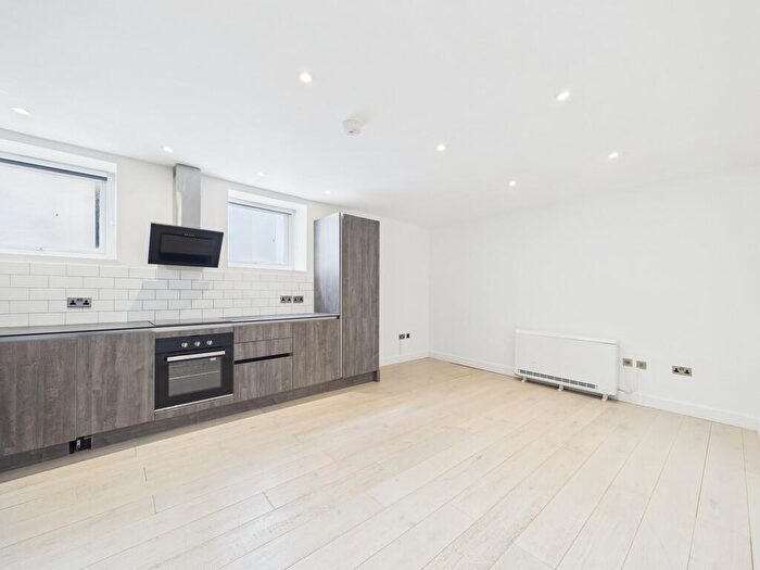 1 Bedroom Flat To Rent In Western Road, Brighton, BN1