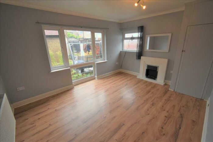 3 Bedroom Apartment To Rent In Lawrence Hill Road, Dartford, DA1
