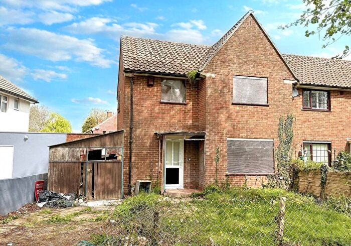 3 Bedroom Semi-Detached House For Sale In Fairchildes Avenue, New Addington, Croydon, Surrey, CR0