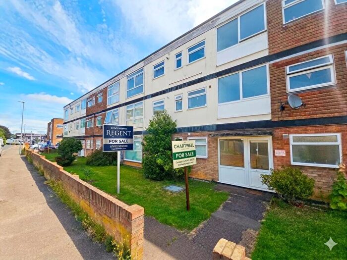 3 Bedroom Apartment For Sale In Castle Lane, Hadleigh, Hadleigh, SS7
