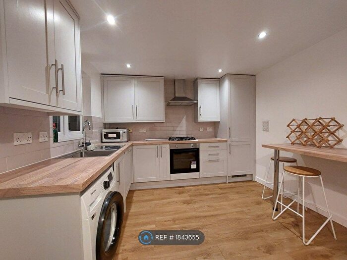 3 Bedroom Terraced House To Rent In Comfort Street, London, SE15