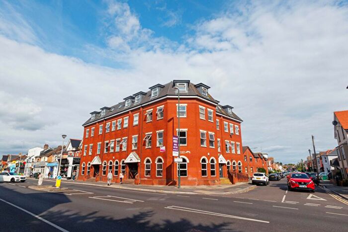 1 Bedroom Flat To Rent In - Christchurch Road, , Bournemouth, BH7
