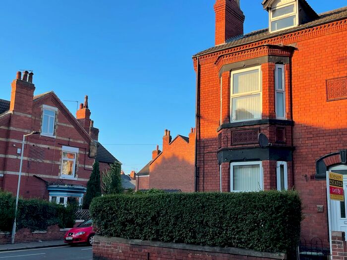 1 Bedroom Flat To Rent In Fl, Broxholme Lane, Doncaster, DN1