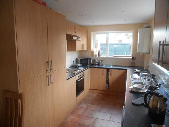 6 Bedroom Terraced House To Rent In Victoria Street, Exeter, EX4