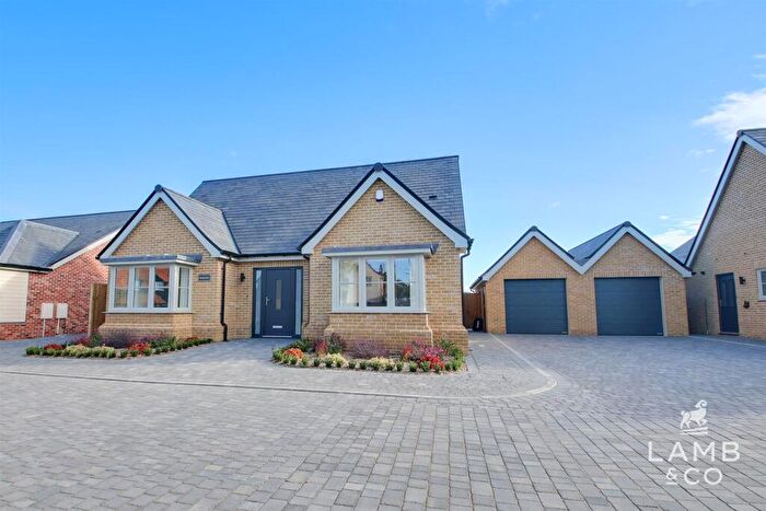 3 Bedroom Detached Bungalow For Sale In The Oaks, Tendring Road, Thorpe-Le-Soken, CO16