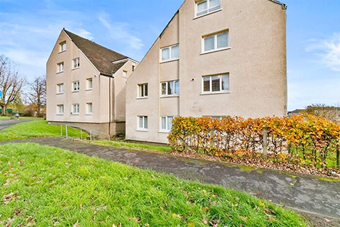 2 Bedroom Flat For Sale In Cornock Street, Clydebank, G81