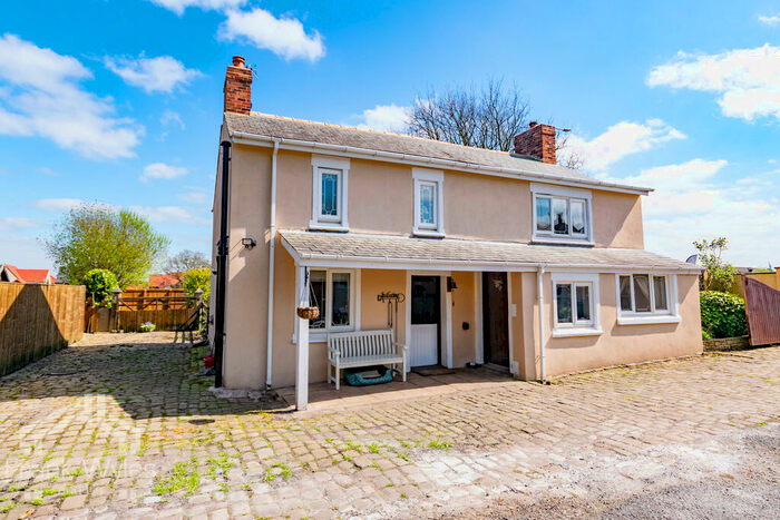 4 Bedroom Farm House For Sale In Blackpool Road, Kirkham, Preston, Lancashire, PR4