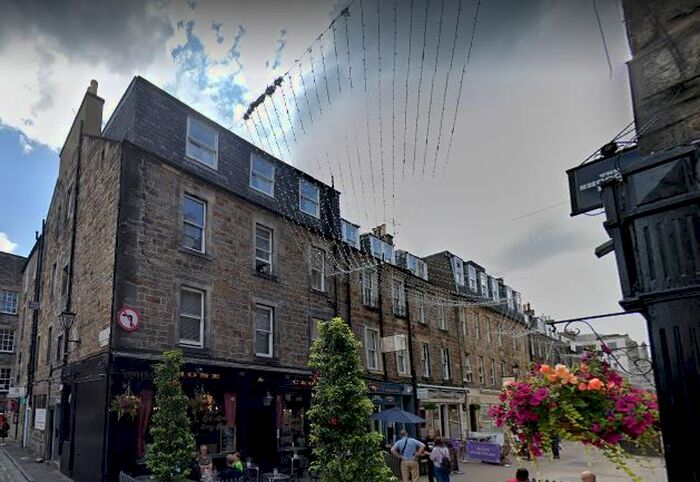 2 Bedroom Flat To Rent In Rose Street South Lane, New Town, Edinburgh, EH2