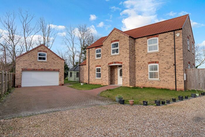 4 Bedroom Detached House For Sale In Cassbrook Drive, Fulstow, LN11