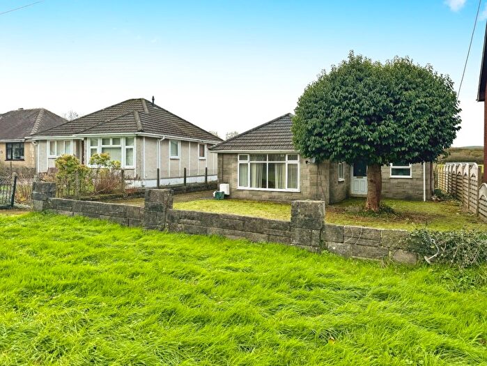 3 Bedroom Bungalow For Sale In Glynhir Road, Pontarddulais, Swansea, West Glamorgan, SA4