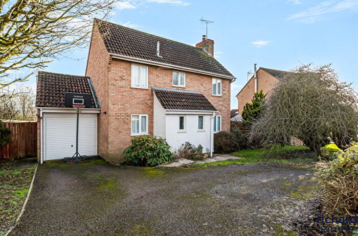 3 Bedroom Detached House For Sale In Baileys Mead, Royal Wootton Bassett, SN4