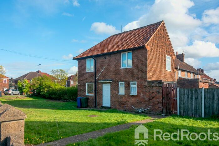 3 Bedroom Semi-Detached House To Rent In Hatfield Lane, Armthorpe, Doncaster, South Yorkshire, DN3