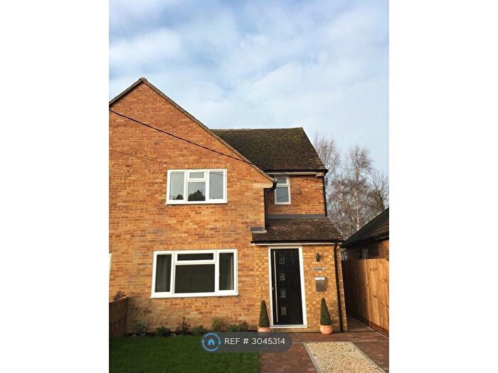 3 Bedroom Semi Detached House To Rent In Silver Street, Leighton Buzzard, LU7