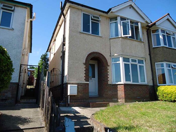 4 Bedroom Semi-Detached House To Rent In Suffield Road, High Wycombe, HP11