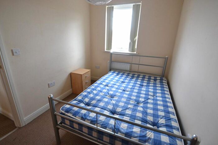 4 Bedroom Semi-Detached House To Rent In Bold Street, Hulme, Manchester, M15