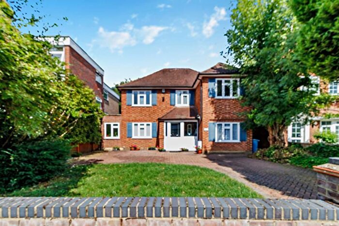 4 Bedroom Detached House To Rent In Devonshire Road, Pinner, HA5