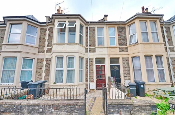 5 Bedroom Semi-Detached House To Rent In Seymour Avenue, Bristol, BS7