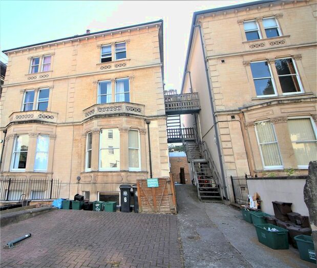 2 Bedroom Flat To Rent In Merchants Road, Clifton, Bristol, BS8