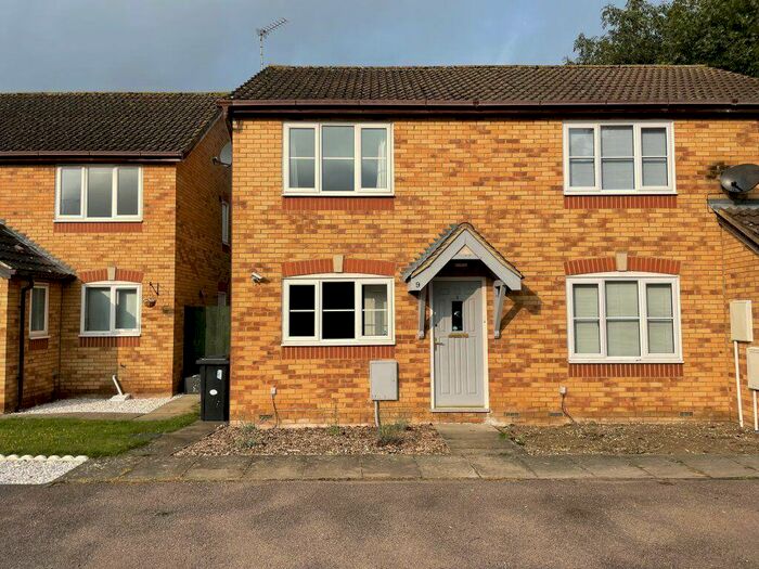 2 Bedroom Semi-Detached House To Rent In Nicholls Close, Barton-le-Clay, Bedfordshire, MK45