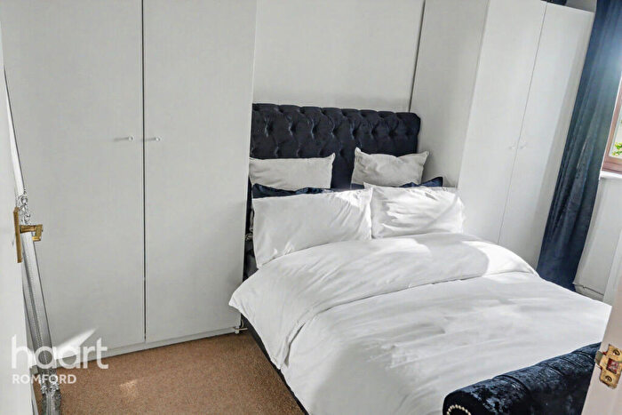 1 Bedroom Apartment To Rent In Orchid Close, Romford, RM4