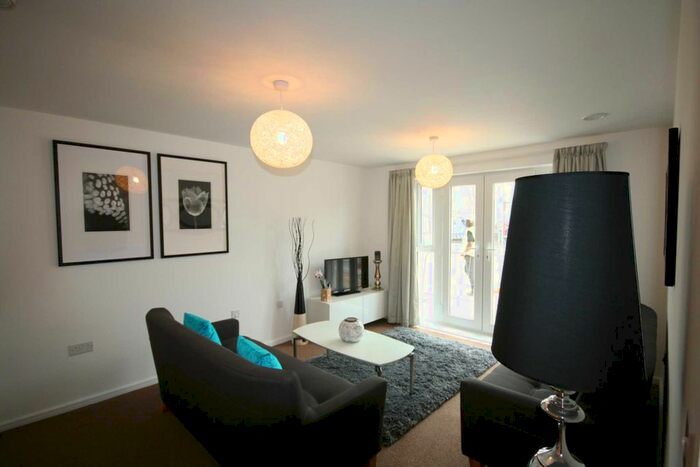 2 Bedroom Flat To Rent In Spires View, Warrington, WA1