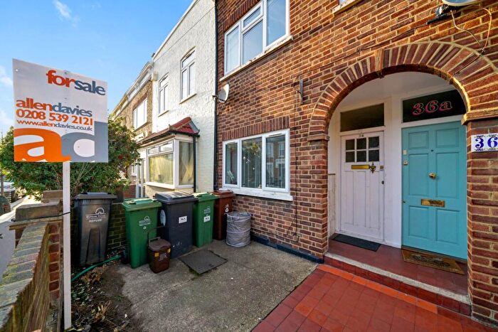 2 Bedroom Flat For Sale In Murchison Road, London, E10