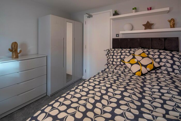 1 Bedroom Apartment To Rent In Room, Varsity City, The Lace Market, NG1