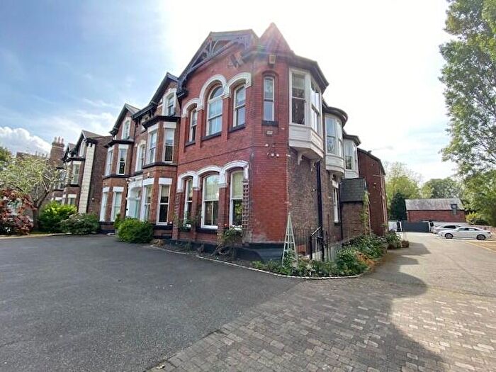 2 Bedroom Apartment For Sale In Apartment, Parkfield Road, Aigburth, Liverpool, Merseyside, L17