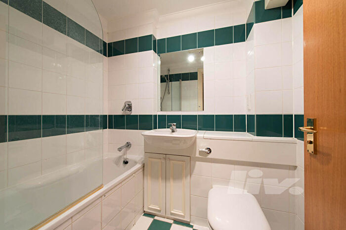 2 Bedroom Apartment To Rent In Belvedere Heights, Lisson Grove, St John's Wood, NW8