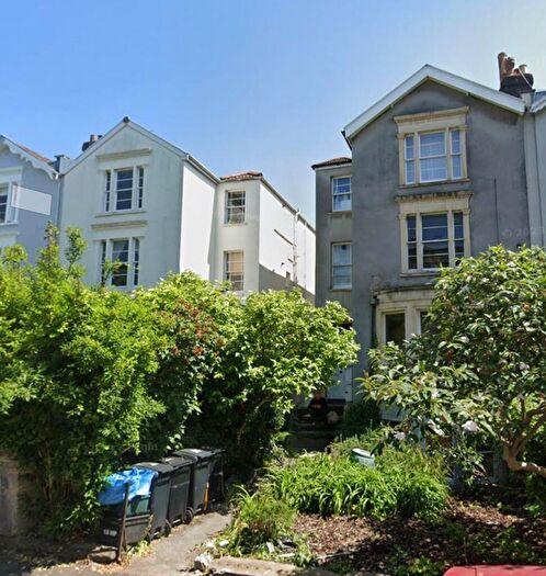 2 Bedroom Apartment To Rent In Hampton Park, Bristol, BS6
