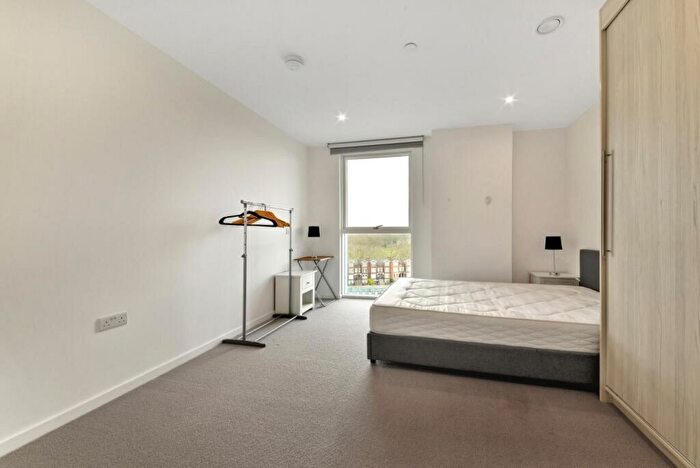 1 Bedroom Flat To Rent In Timberyard, Deptford, SE8