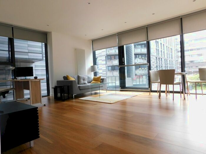 1 Bedroom Flat To Rent In Simpson Loan, City Centre, Edinburgh, EH3