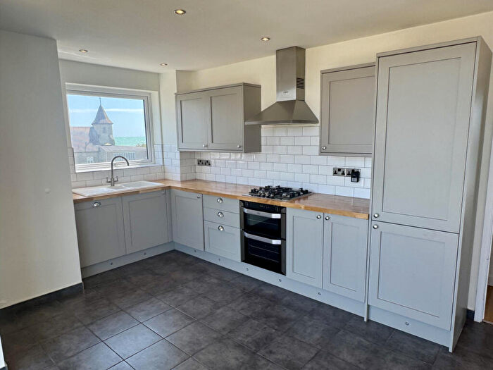 2 Bedroom Apartment To Rent In Nelson Court, Shoreham-by-Sea, West Sussex, BN43