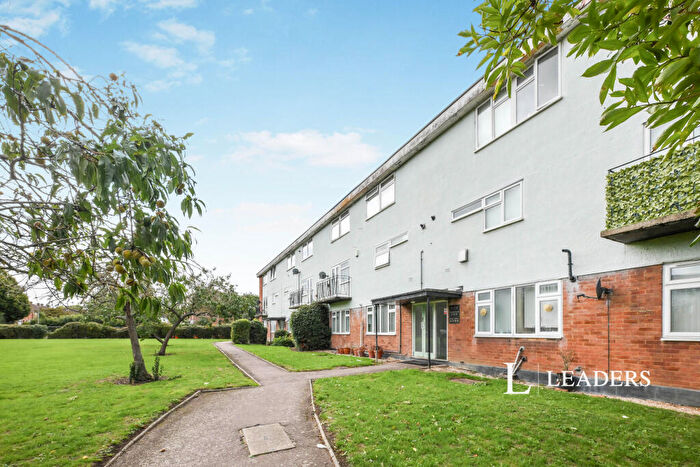2 Bedroom Flat To Rent In Amberry Court, CM20