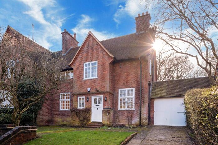 3 Bedroom House For Sale In Addison Way, Hampstead Garden Suburb, London, NW11