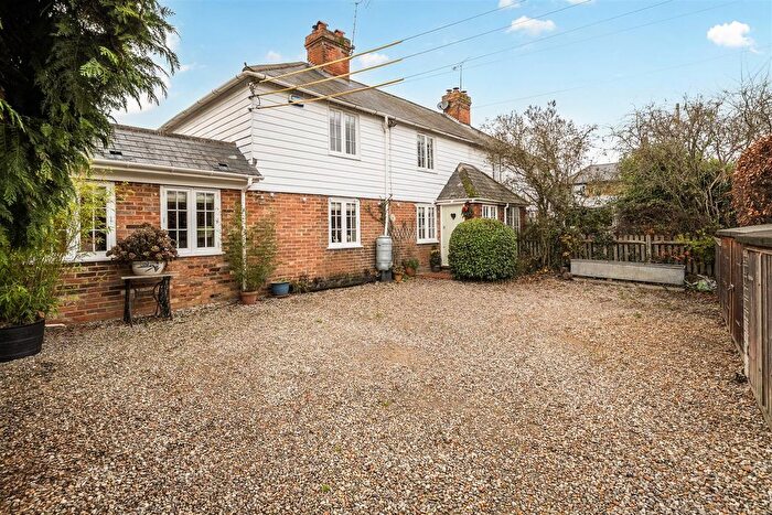 4 Bedroom Semi-Detached House For Sale In Hunton Road, Marden, Tonbridge, TN12