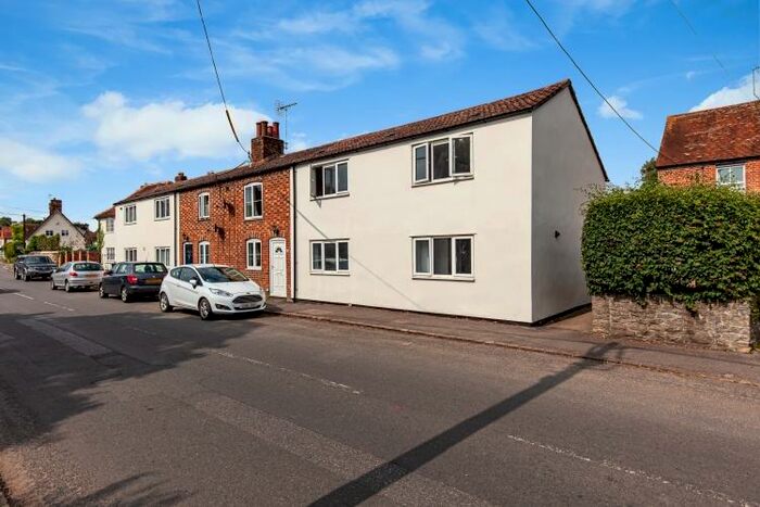 1 Bedroom Apartment To Rent In High Street, Sutton Courtenay, OX14